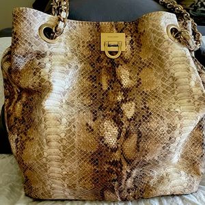 NWOT IVANKA TRUMP HAND BAG; MULTI BROWN COLOR WITH PLENTY OF ROOM